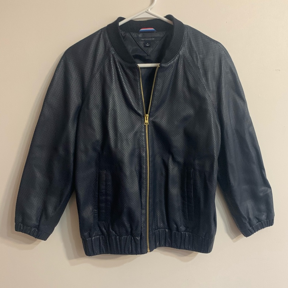 Vintage Tommy Hilfiger leather jacket- size M